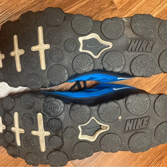 Nike Reax pre-loved Blue size 8.5 - Picture 6 of 7